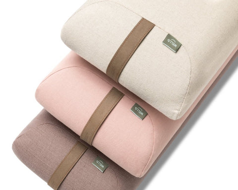 natural collection envelope pillows with linen and cotton cover in sand, brown and light pink